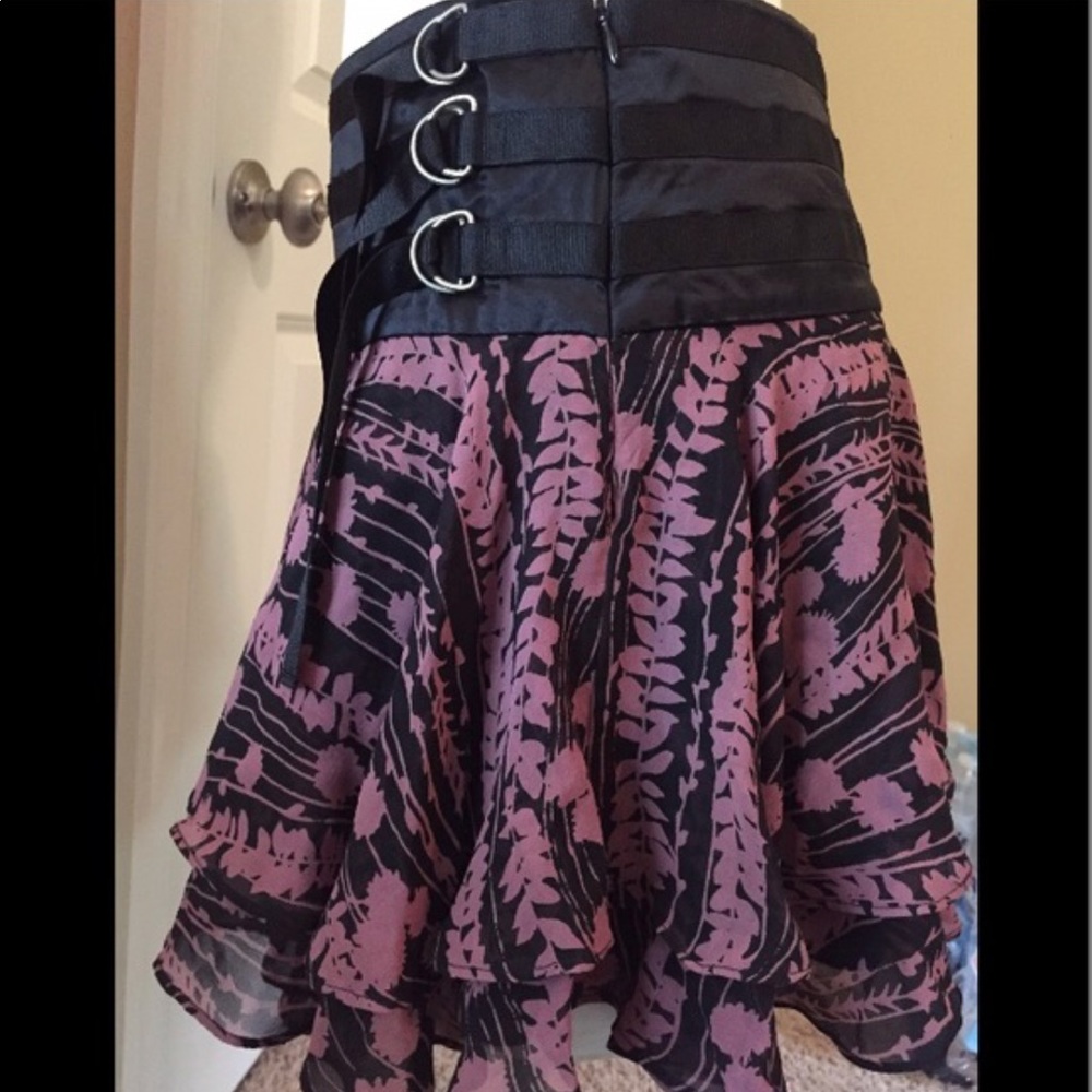 Bebe Skirt